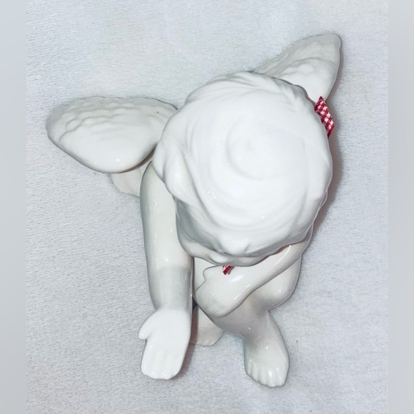 Ceramic Angel. - Picture 5 of 9